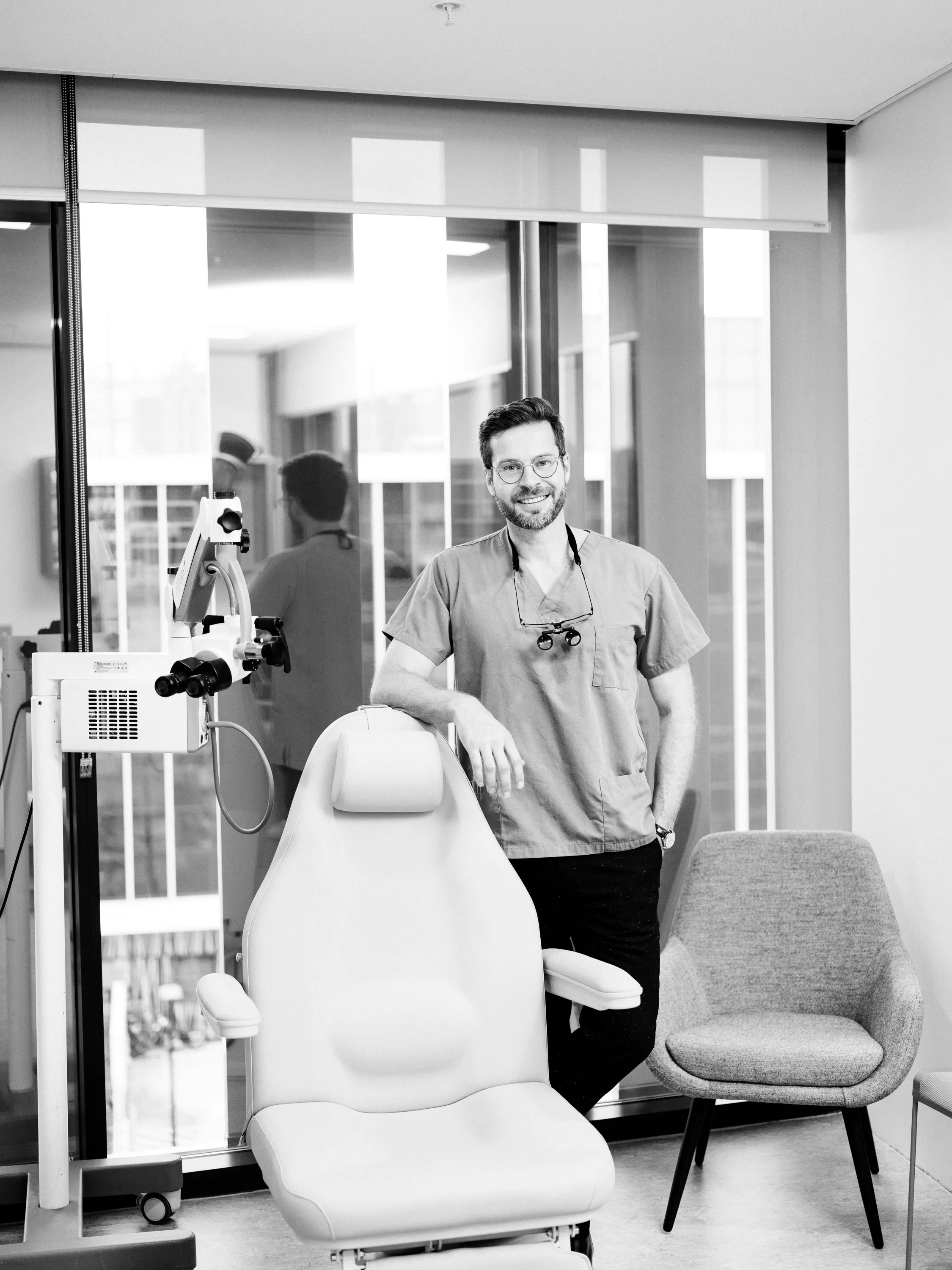 Dr Oosthuizen in the consulting room at Indooroopilly
